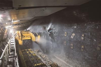 一季度全省煤炭產(chǎn)量達(dá)到3.35億噸，同比增長(zhǎng)8.9%——山西不折不扣落實(shí)煤炭增產(chǎn)保供任務(wù)